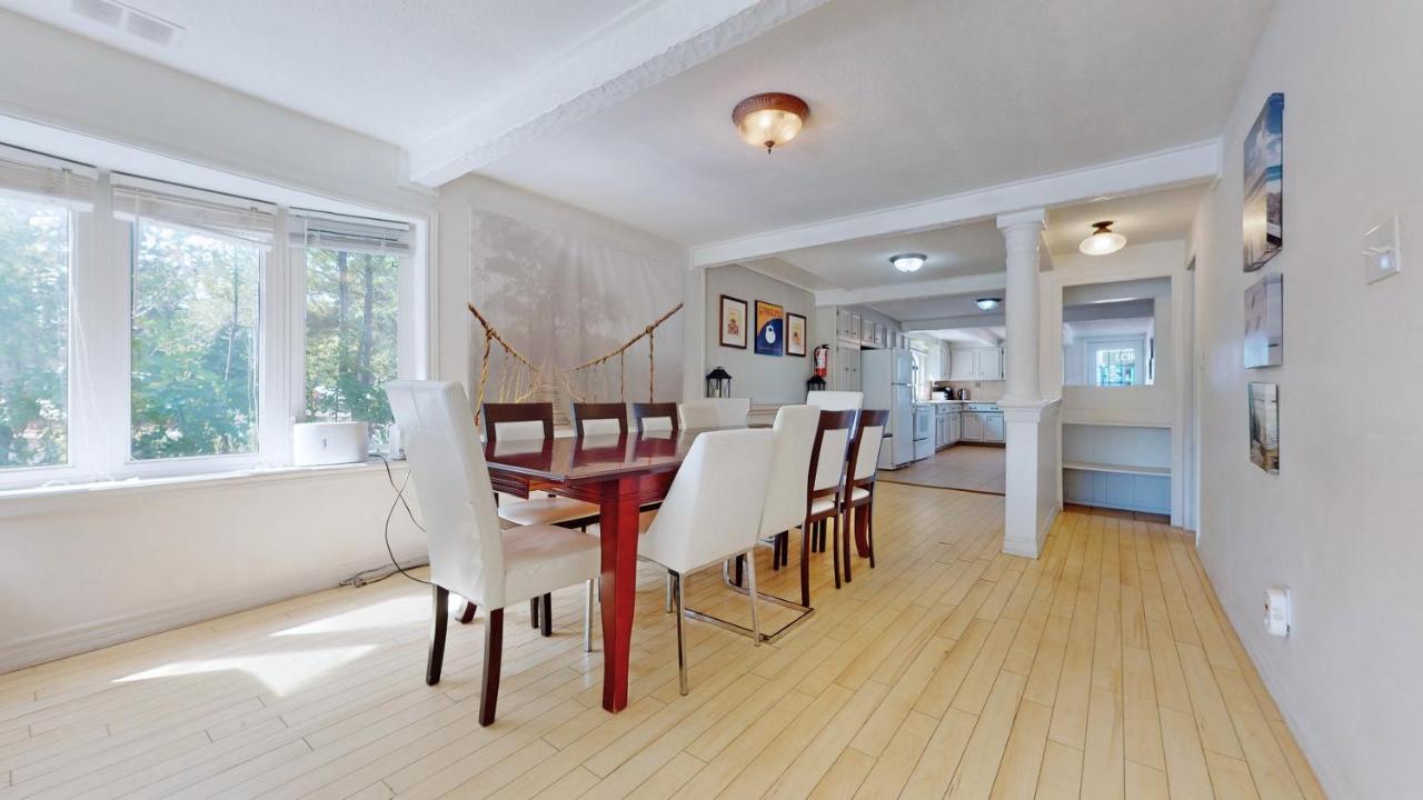 Main Beach River Retreat - Wasaga Beach 1 - Main Strip - 95 Mosley St Buitenkant foto
